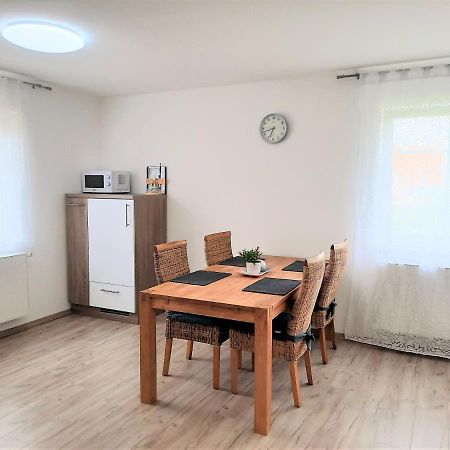 Ferienwohnung Sonnenschein 부르가우 외부 사진